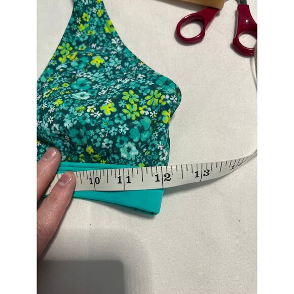 Athleta Zahara bikini top in green ditsy floral women’s size small - Picture 6 of 6